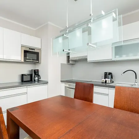 Spacious Wylotowa - By Jantar Apartment Kolobrzeg