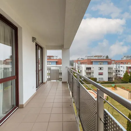 Spacious Wylotowa - By Jantar קולובז'ג
